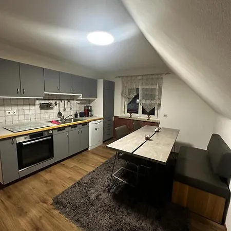 Nettes Nahe Redbull-ring Apartment *