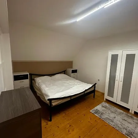 Nettes Nahe Redbull-ring Apartment Zeltweg
